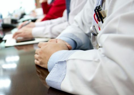 What do doctors think of the Skinive MD app? Survey of the first users.